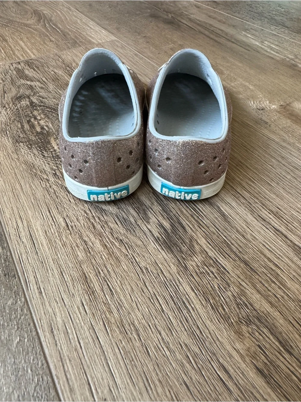 Native Shoes Kids Glitter Slip-On in Rose